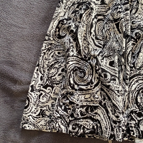 BLACK &WHITE CHAPS SKIRT - Picture 2 of 3